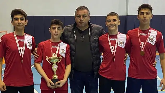 Konya Spor Lisesi birincilik elde etti