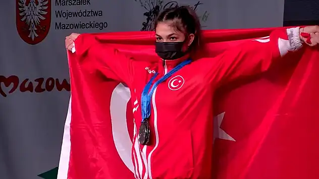 Konya Spor Lisesi öğrencisi Bilicier, Avrupa Şampiyonu