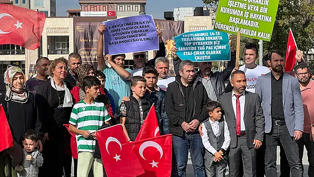 KONYA STAJ VE ÇIRAKLIK MAĞDURLARI HAK PEŞİNDE: 'Staj ve çıraklık sigortası başlangıç sayılmalı'