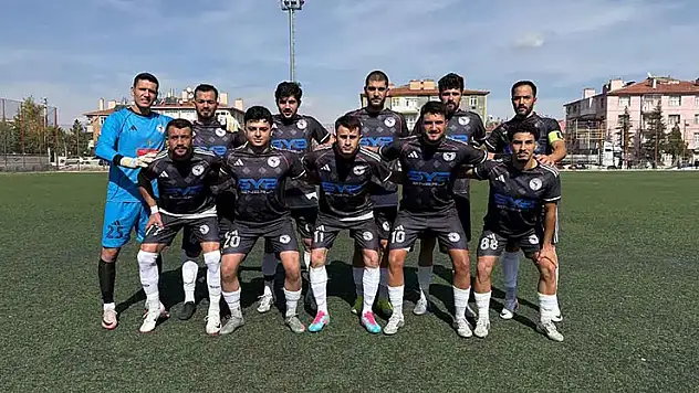Konya Süper Grup'ta Kara Kartallar firesiz zirvede