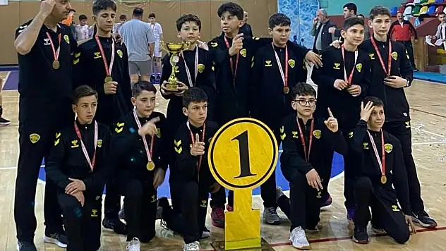 Konya takımı, Aksaray'da Türkiye şampiyonu oldu