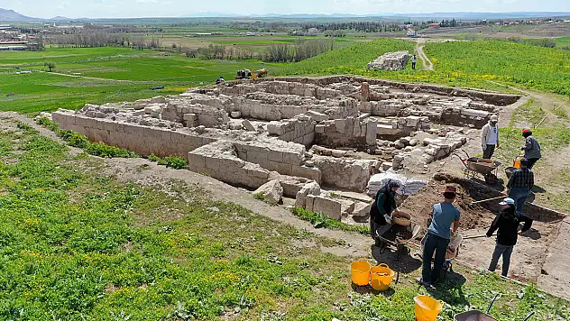 Konya tarihi gün yüzüne çıkıyor