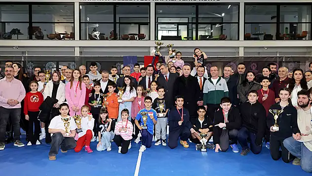 Konya Tenis Turnuvası heyecanı Karatay'da yaşandı