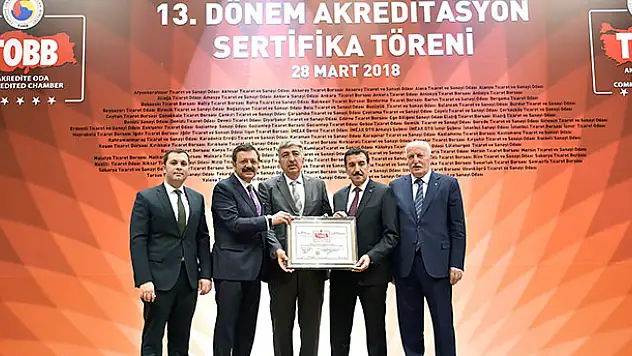 Konya Ticaret Borsası'na  mükemmel hizmet ödülü