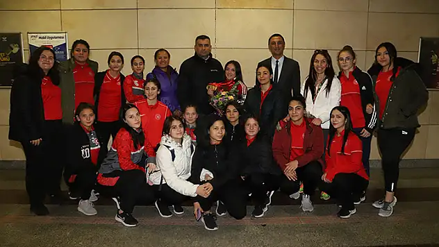 Konya TOHM sporcularından altın madalya