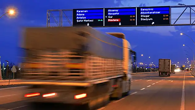 Konya trafiğini rahatlatacak akıllı ekranlar test ediliyor!