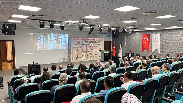Konya Vakıflar Bölge Müdürlüğü, eğitim programı düzenledi