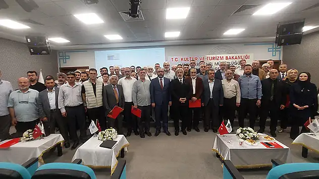 Konya Vakıflar Bölge Müdürlüğünden değerlendirme toplantısı