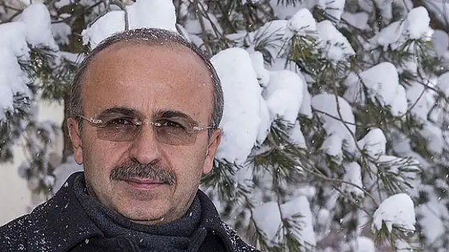 Konya Valiliği eski Basın Müdürü Hasan Hüseyin Tanrıverdi vefat etti