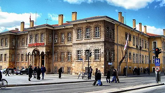 Konya Valiliği'nden Konya-Ankara YHT hattında ilaçlama uyarısı