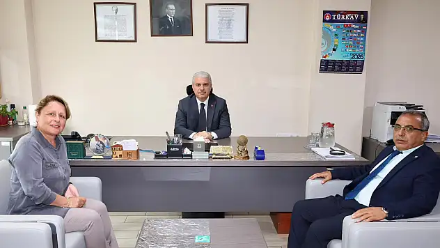 Konya Valisi Akın, Konya Rölöve ve Anıtlar Müdürlüğünü ziyaret etti