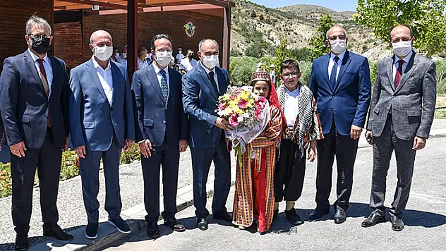 Konya Valisi Özkan 'Sille Tabiat Okulu'nu ziyaret etti
