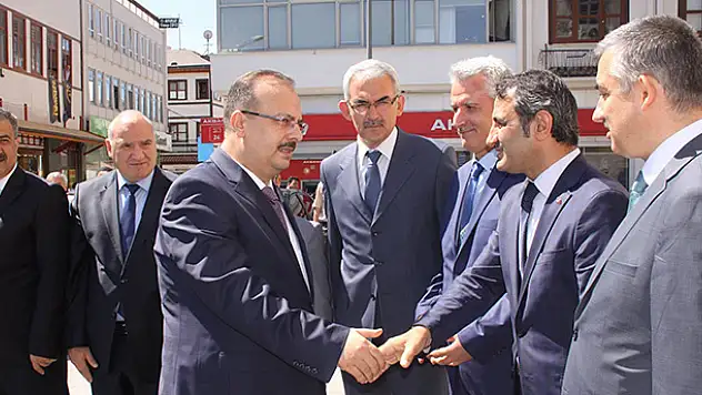 Konya Valisi Yakup Canbolat göreve başladı