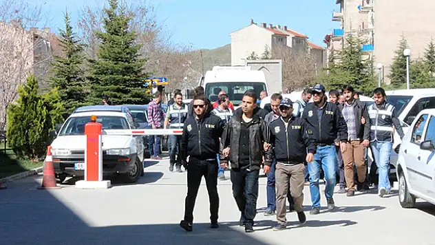 Konya ve 8 ilde FETÖ/PDY operasyonu