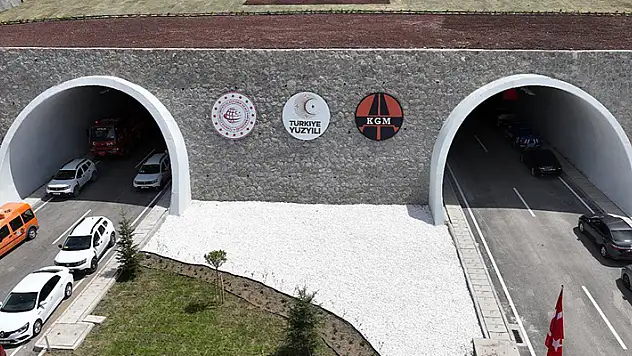 Konya ve Antalya'yı birbirine bağlayacak Demirkapı Tüneli açıldı