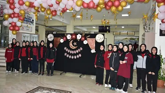 Konya ve çevre illerde öğrenciler okullarında 'Ramazan Sokağı' oluşturdu