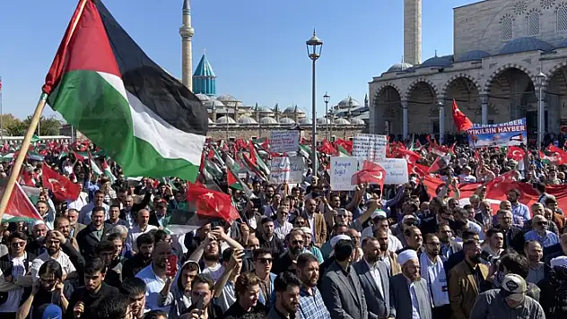 Konya ve Karaman'da Filistin'de hayatını kaybedenler için gıyabi cenaze namazı kılındı