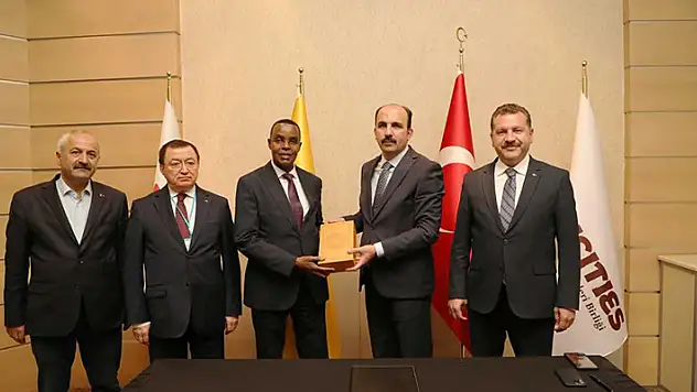 Konya ve Mogadişu kardeş oldu
