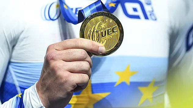 Konya Velodromu'nda üçüncü gün yarışları tamamlandı