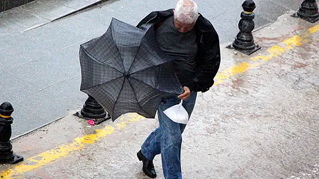 Konya'ya fırtına uyarısı! Bu saatler arasına dikkat