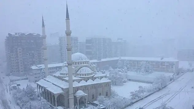 Konya'ya orta şiddette kar yağışı uyarısı! Buzlanmaya dikkat