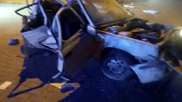 Konya yolunda tır ile çarpışan otomobildeki çift öldü