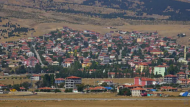 Konya Yunak'ta 3 adet dükkan, 13 adet arsa ihaleyle satılacak