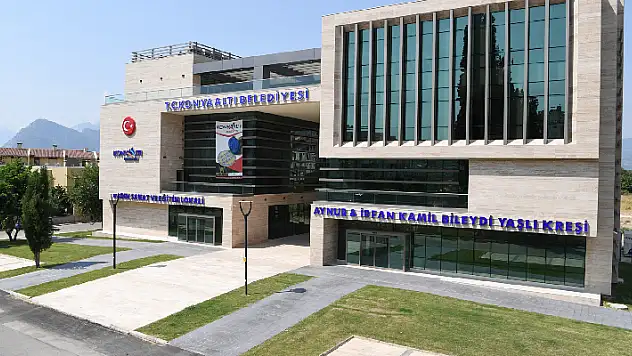 Konyaaltı Belediyesinden pazar yeri tahsis işi