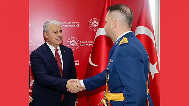 Konya'da 102. yıl kutlamalarının adresi: Valilik makamı