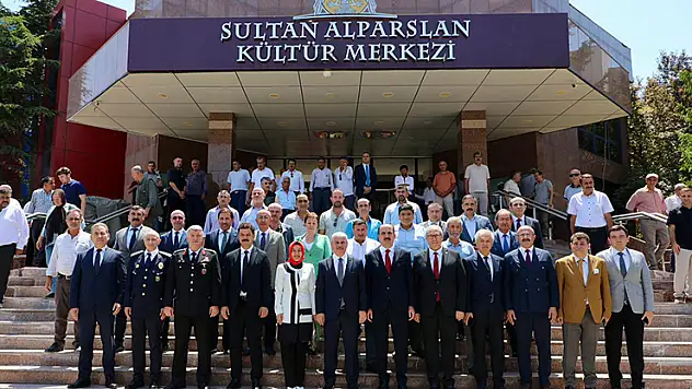 Konya'da 1137 Muhtara Yönelik Eğitim Programı Başladı