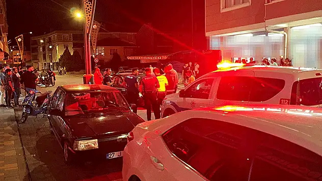 Konya'da 14 yaşındaki çocuğun ayağının üzerinden otomobil geçti