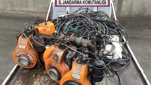 Konya'da 22 hırsızlık olayına karışan 2 zanlı Afyonkarahisar'da yakalandı
