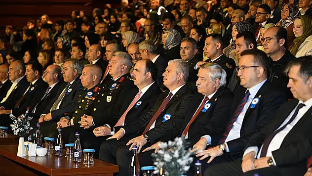 Konya'da 24 Kasım Öğretmenler Günü coşkuyla kutlandı