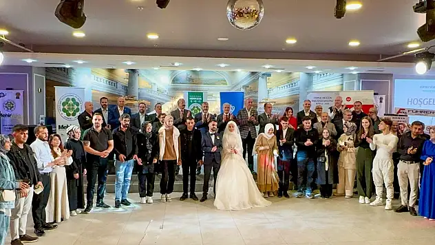 Konya'da 35 çift için toplu nikah töreni düzenlendi