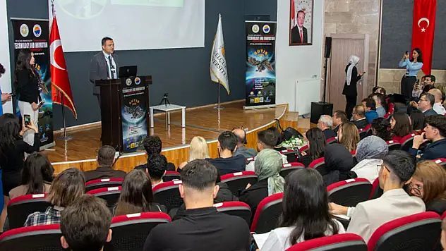 Konya'da 4. Teknoloji ve İnovasyon Öğrenci Sempozyumu başladı