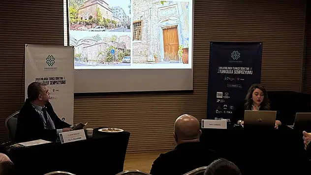Konya'da '4. Uluslararası Balkanlar'da Türkçe Öğretimi ve Türkoloji Sempozyumu' sürüyor