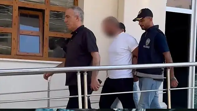 Konya'da 42 dosyadan hapis yattı, çıkınca 10 ev soydu