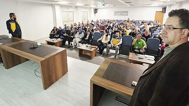 Konya'da acil sağlık hizmetleri masaya yatırıldı