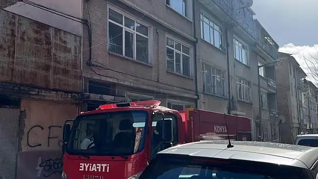 Konya'da apartmanda yangın paniği