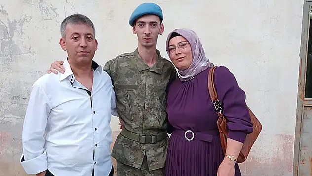 Konya'da asker olmak isteyen engelli genç için temsili 'asker eğlencesi' düzenlendi