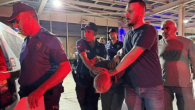 Konya'da baba ve 11 yaşındaki oğlunu tabancayla öldüren zanlı yakalandı