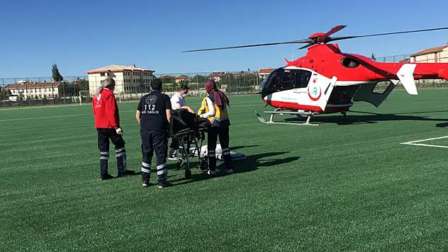 Konya'da beyin kanaması geçiren kadın hava ambulansı ile hastaneye kaldırıldı
