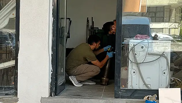 Konya'da bir apartmanda top mermisi bulundu
