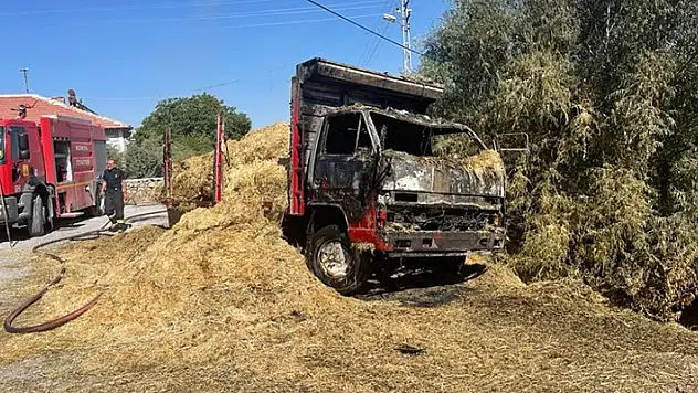 Konya'da bir kamyonet kabininde çıkan yangın nedeniyle kullanılamaz hale geldi
