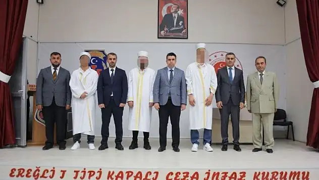 Konya'da cezaevinde hafız olan 3 hükümlü için icazet töreni yapıldı