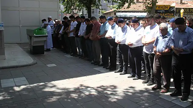Konya'da cinayete kurban giden harita mühendisi fırıncı toprağa verildi
