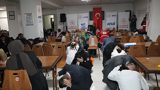 Konya'da ''Çök-Kapan-Tutun' tatbikatı gerçekleştirildi