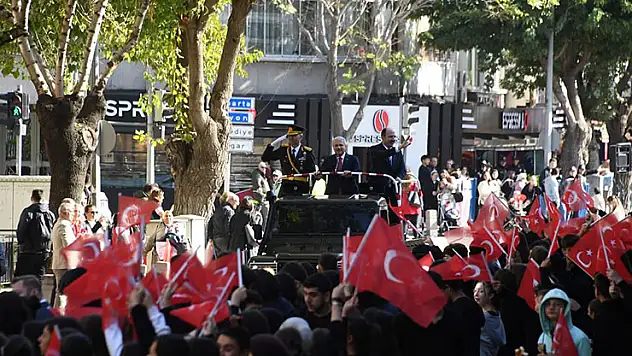 İlhamımızı çift başlı Selçuklu Kartalı'ndan alıyoruz