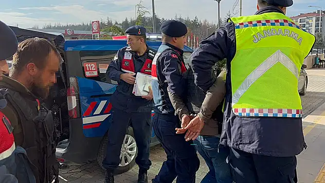 Konya'da darbedilen kişinin silahla öldürülmesiyle ilgili 3 şüpheli yakalandı