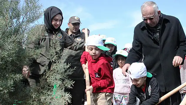 Konya'da Deprem Şehitleri Hatıra Ormanı kuruldu
